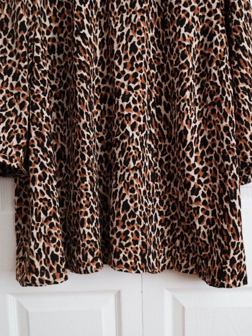 Lane Bryant Semi-Sheer Leopard Animal Print Tunic Blouse Top Plus Size 18 - Picture 5 of 9